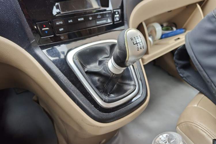 Used Haval H6 2012 1.5T Manual Two-Wheel Drive Prestige Version