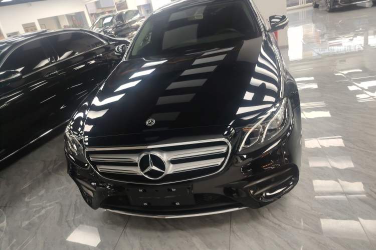 Used Mercedes-Benz E-Class 2019 Restyled E 300 L Sporty and Stylish Edition
