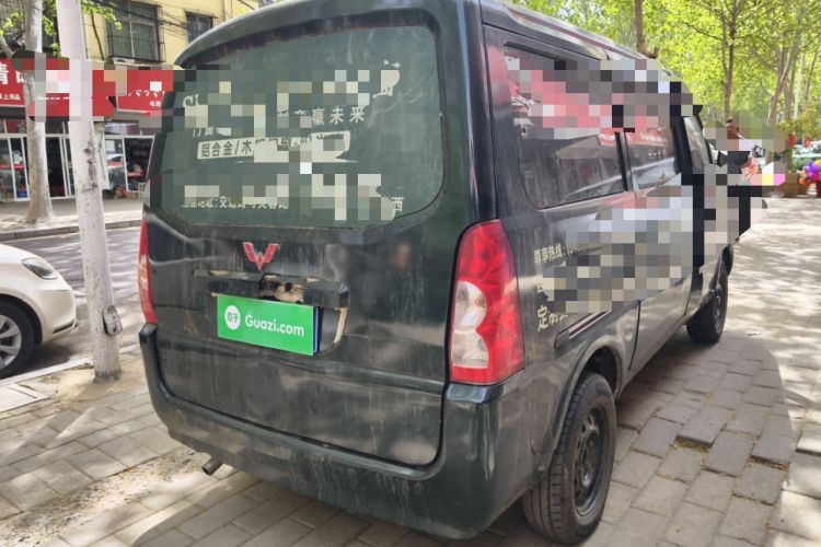 Used Wuling Rongguang 2011 1.2L Base Version
