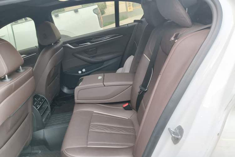 Used BMW 5 Series 2021 525Li M Sport Package