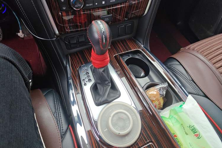 Used Nissan Patrol  Gear Lever