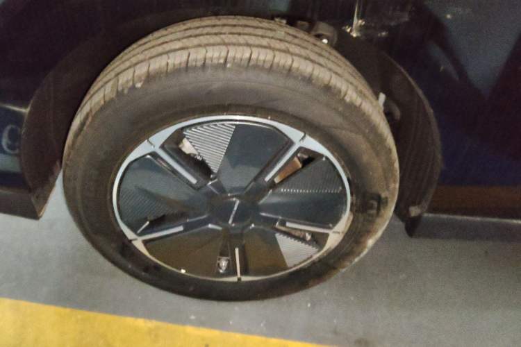 Used SAIC MAXUS Dajia 7 2024 Revised Version Super Hybrid Long-Range Edition Enjoyment Version
