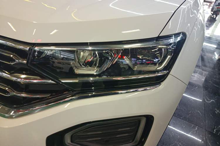 Used Volkswagen Tayron 2020 330TSI Two-Wheel Drive Luxury Connected Pro Edition
