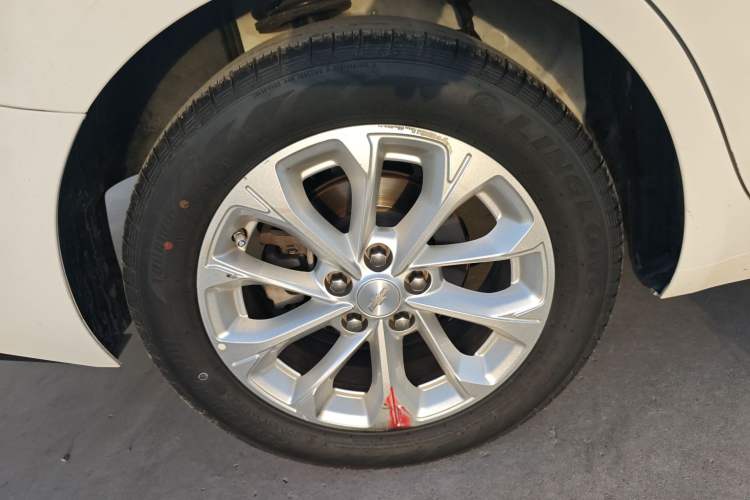 Used Chevrolet Monza 2023 1.5L Dual-Clutch Enjoyment Edition Right Rear Wheel Hub