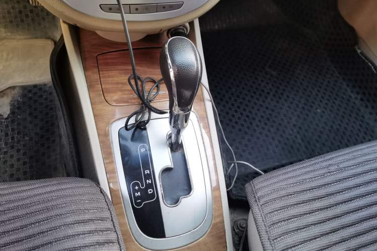 Used Buick Excelle 2015 1.5L Automatic Classic Model
