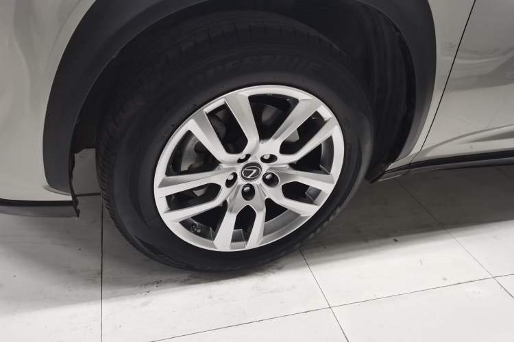 Used Lexus NX 2018 300 All-Wheel Drive Fēngshàng Edition
