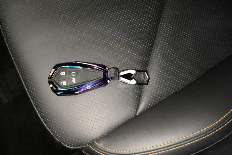 Used CHANGAN UNI-V 2022 1.5T Prestige Version Vehicle Key