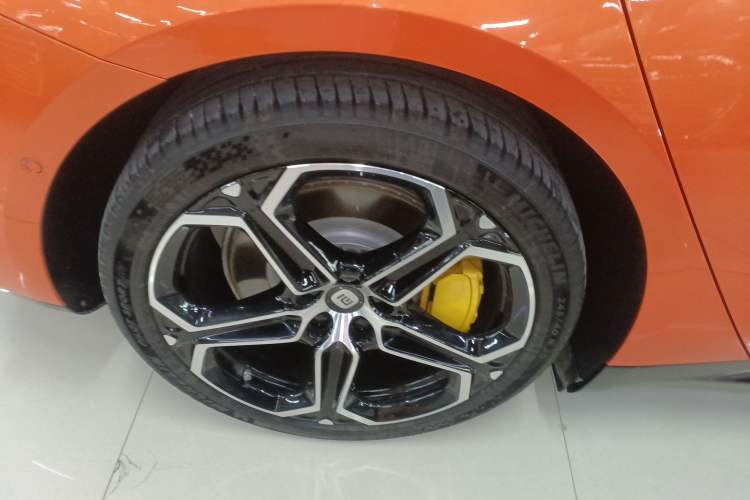 Used Xiaomi Auto SU7 2024 Rear-Drive Ultra-Long Range Advanced Pro-Level Intelligent Driving Version Exterior 5