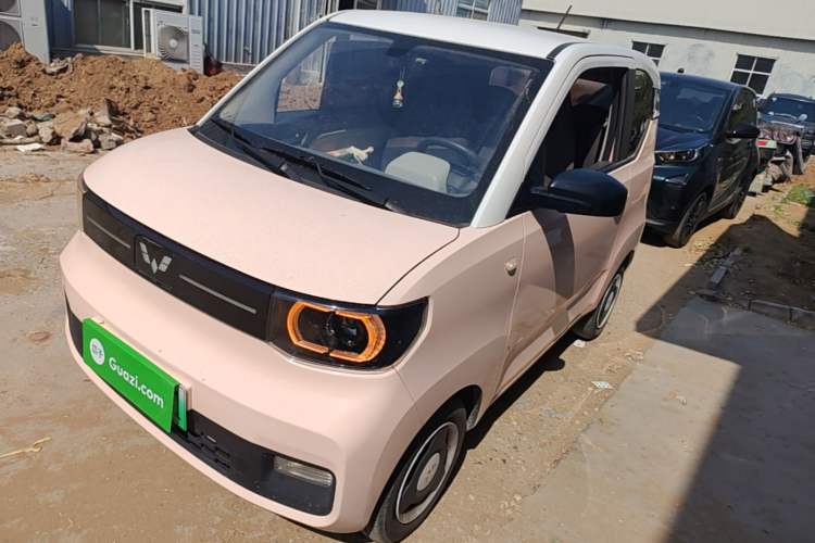 Used Wuling Hongguang MINIEV 2022 Macaron Premium Model – Lithium Iron Phosphate