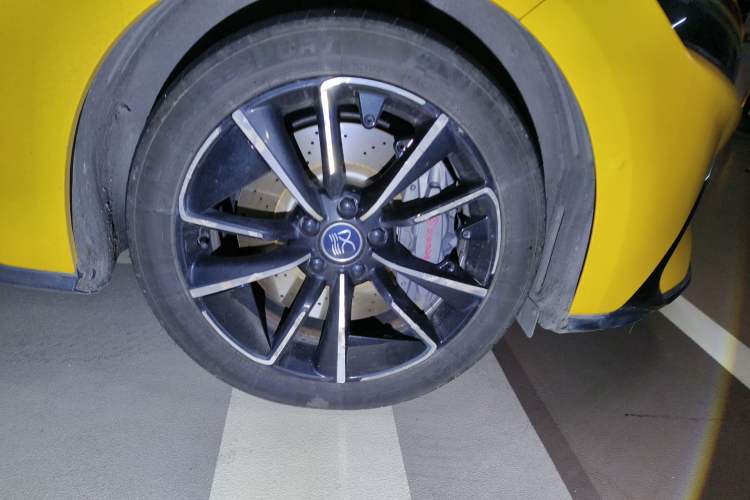 Used BYD Han 2020 EV Four-Wheel Drive High-Performance Flagship Model
