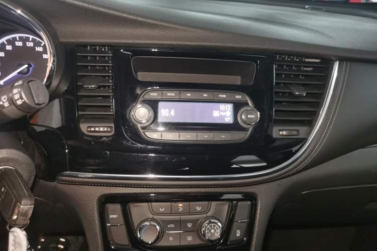 Used Buick Encore 2016 18T Automatic Two-Wheel Drive Urban Leading Edition
