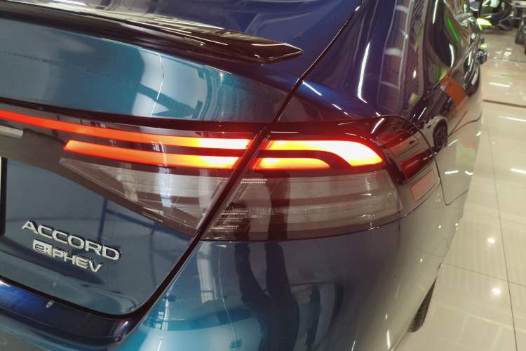 Used Honda Accord New Energy 2023 2.0L ePHEV Flagship Edition Exterior 3