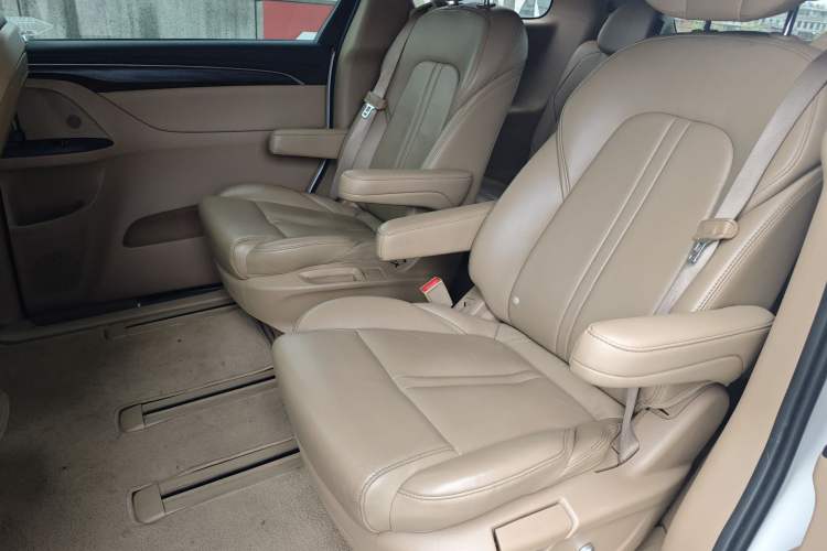 Used Buick GL8 2020 ES Land Cruiser 653T Luxury Edition
