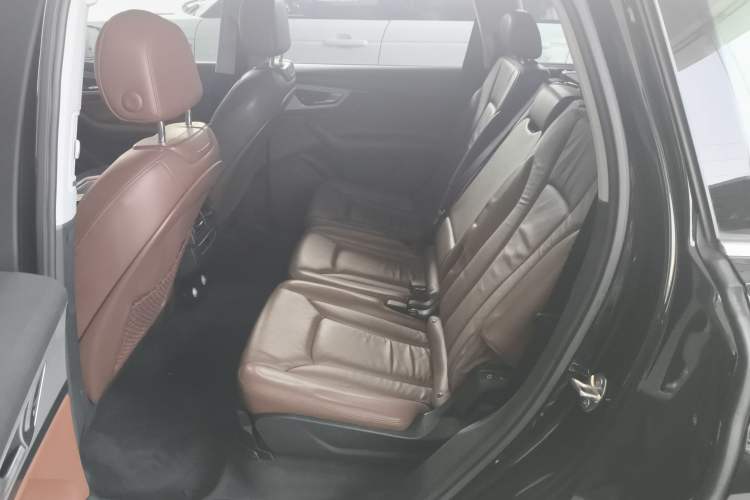 Used Audi Q7 2016 45 TFSI Technology Edition
