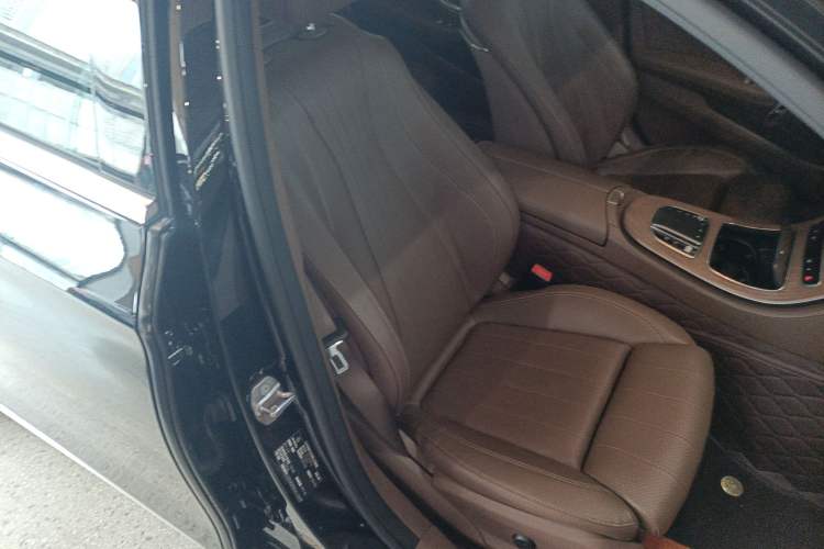 Used Mercedes-Benz E-Class 2022 Second Facelift E 300 L Luxury Edition