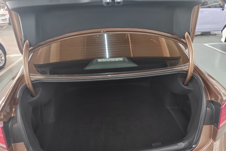 Used Volkswagen Lamando 2017 230TSI DSG Fashion Edition Trunk