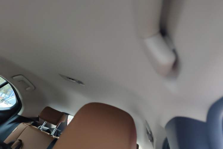 Used Lexus UX 2020 260h Explore-Cool Edition
