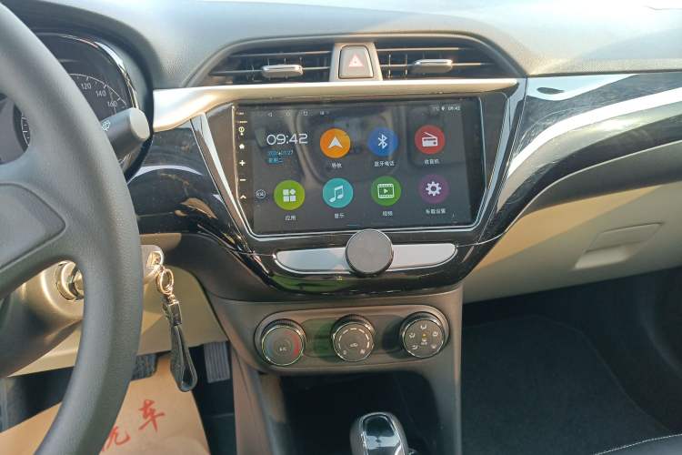 Used Buick Excelle 2020 15N CVT Elite Edition Audio And AC Panel