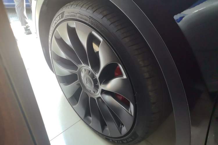 Used Tesla Model Y 2021 Performance High-Performance All-Wheel-Drive Version
