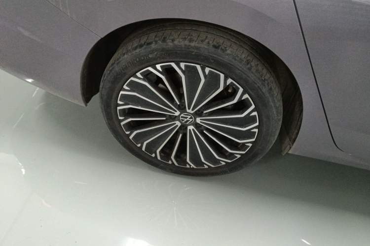 Used Volkswagen Passat 2025 Pro 380TSI Dragon Supreme Edition