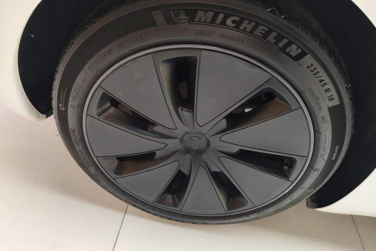 Used Tesla Model 3 2023 Rear-Wheel-Drive Version