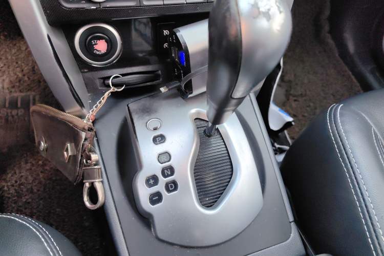 Used Renault Koleos 2014 2.0L Two-Wheel Drive Fashion Edition Gear Lever