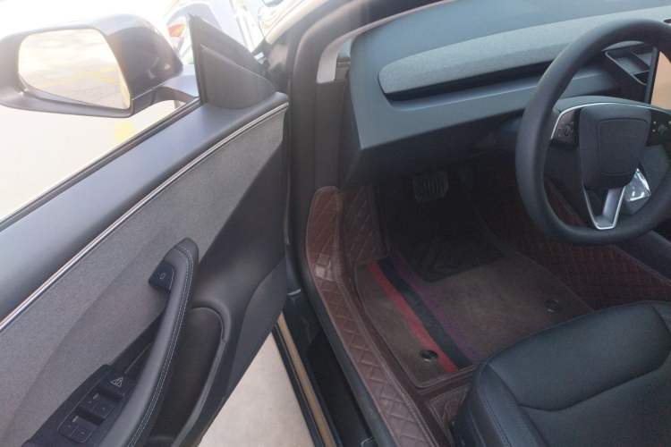 Used Tesla Model 3 2025 Rear-Wheel-Drive Version