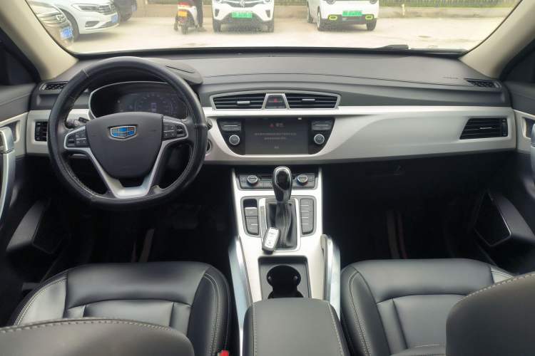 Used Geely Auto Emgrand X7 Sport 2018 1.8TD Automatic Two-Wheel Drive Smart Connect 4G Internet Edition