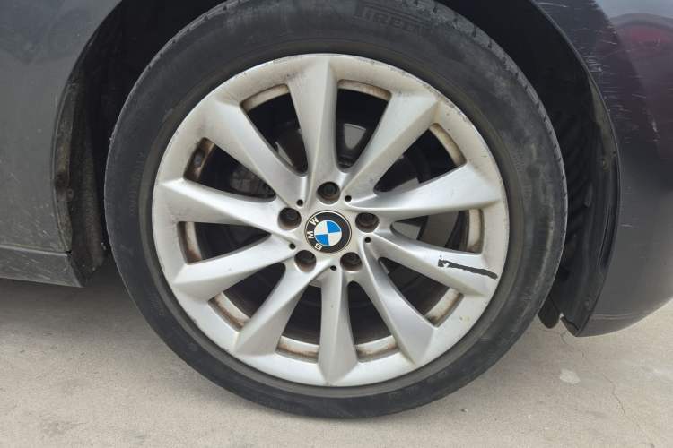 Used BMW 3 Series GT 2019 320i Sport Edition Right Front Wheel Hub