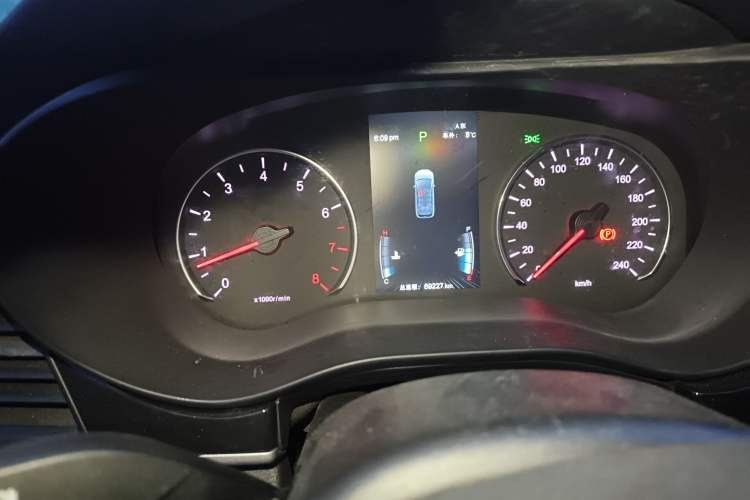 Used BYD Song MAX 2019 1.5T Automatic Smart Connect Ruiyi Sunroof Version 6 Seats China VI Standard