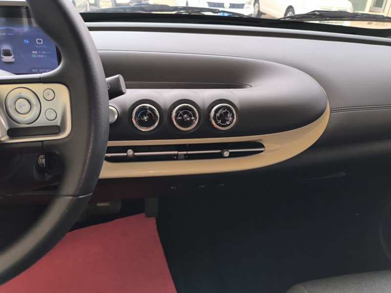 Used Wuling Bingo 2023 203km Light Edition — 12