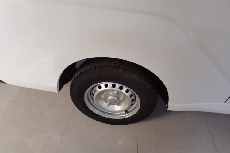 Used Wuling Yangguang 2025 Model 400km Bus Edition—Comfort Edition
