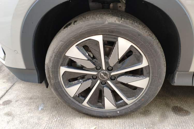 Used BYD Song PLUS New Energy 2025 EV Smart Drive Edition 605km Flagship Model