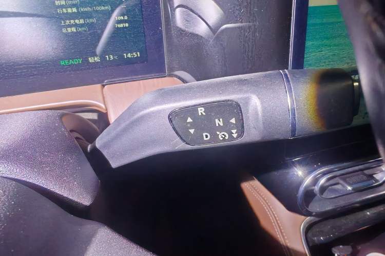 Used Leapmotor C11 2023 Pure Electric 500 Comfort Edition Gear Lever