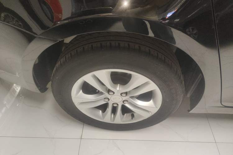 Used Chevrolet Cruze 2015 1.5L Classic SE AT
