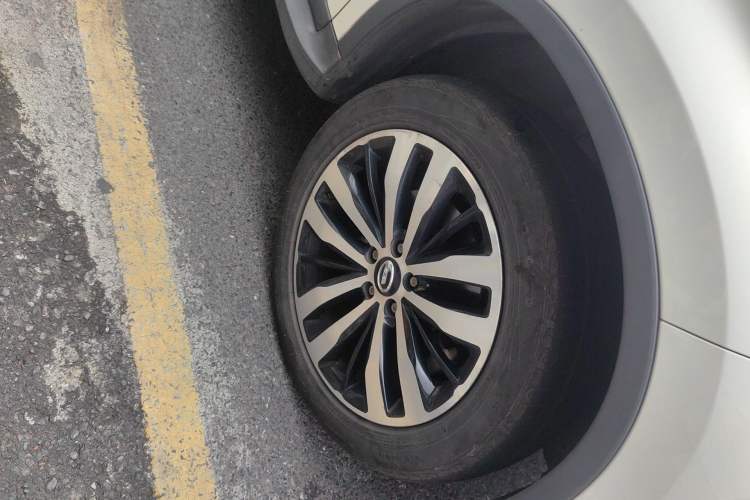 Used GAC Trumpchi GS4 New Energy 2017 1.5L PHEV Smart Enjoyment Edition Right Front Wheel Hub