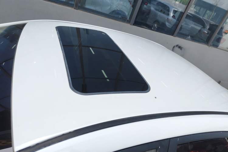 Used Roewe 360 2018 PLUS 1.5L Manual Luxury Edition
