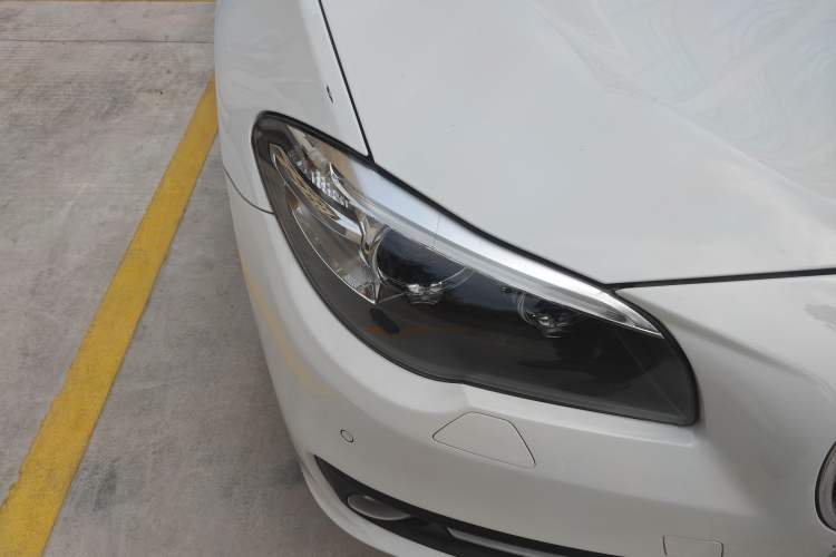 Used BMW 5 Series 2014 520i Elegant Edition