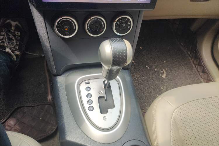 Used Nissan Qashqai 2012 2.0 XV LE CVT 2WD Gear Lever