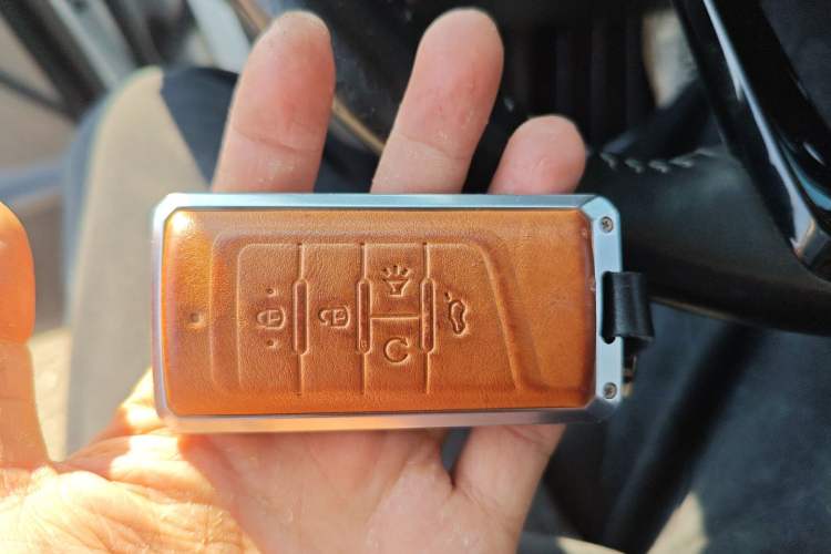 Used GAC Trumpchi M6 2023 PRO 270T DCT Luxury Edition
