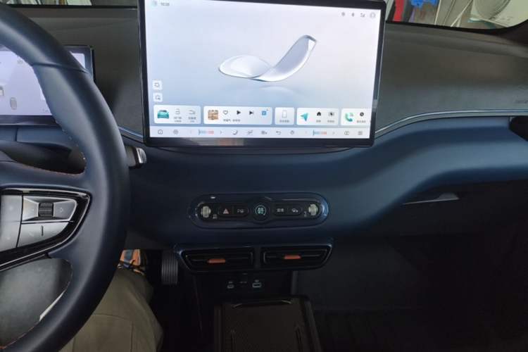 Used BYD Seagull 2025 Smart Drive Version 305 km Freedom Edition Audio And AC Panel