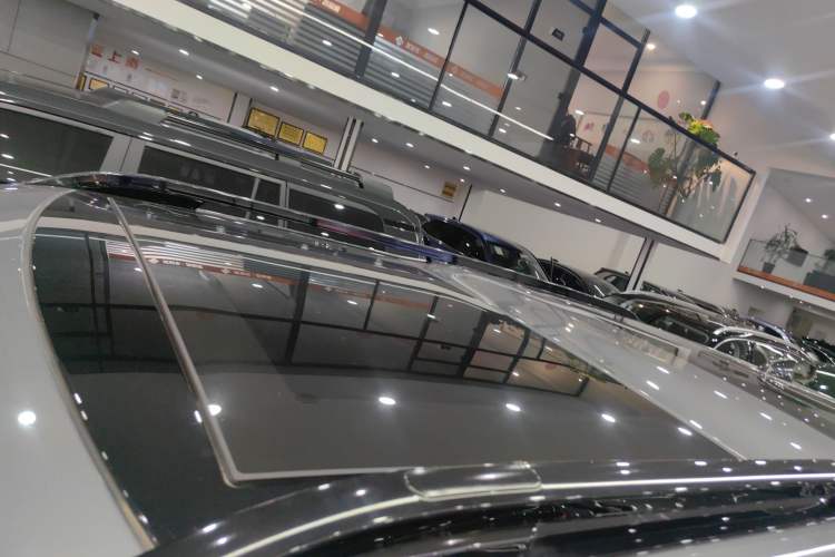 Used Land Rover Discovery 2021 360 PS R-Dynamic S
