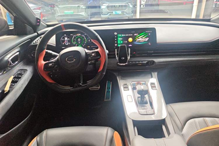 Used GAC Trumpchi EMPOW 2022 270T DCT J16 R-Style Track Edition Center Console