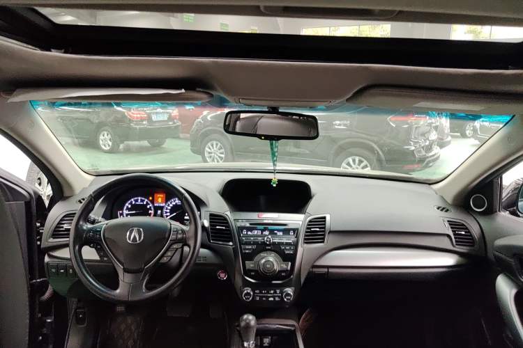 Used Acura RDX 2013 3.5L Four-Wheel Drive Luxury Edition