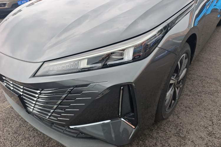 Used CHANGAN Eado 2025 Blue Whale 1.5T 500Bar Prestige Model Left Front Headlight