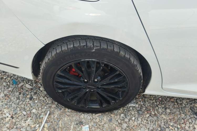 Used Dongfeng Aeolus Yixuan MAX 2023 1.5T Super Cool Trendy Dad Edition