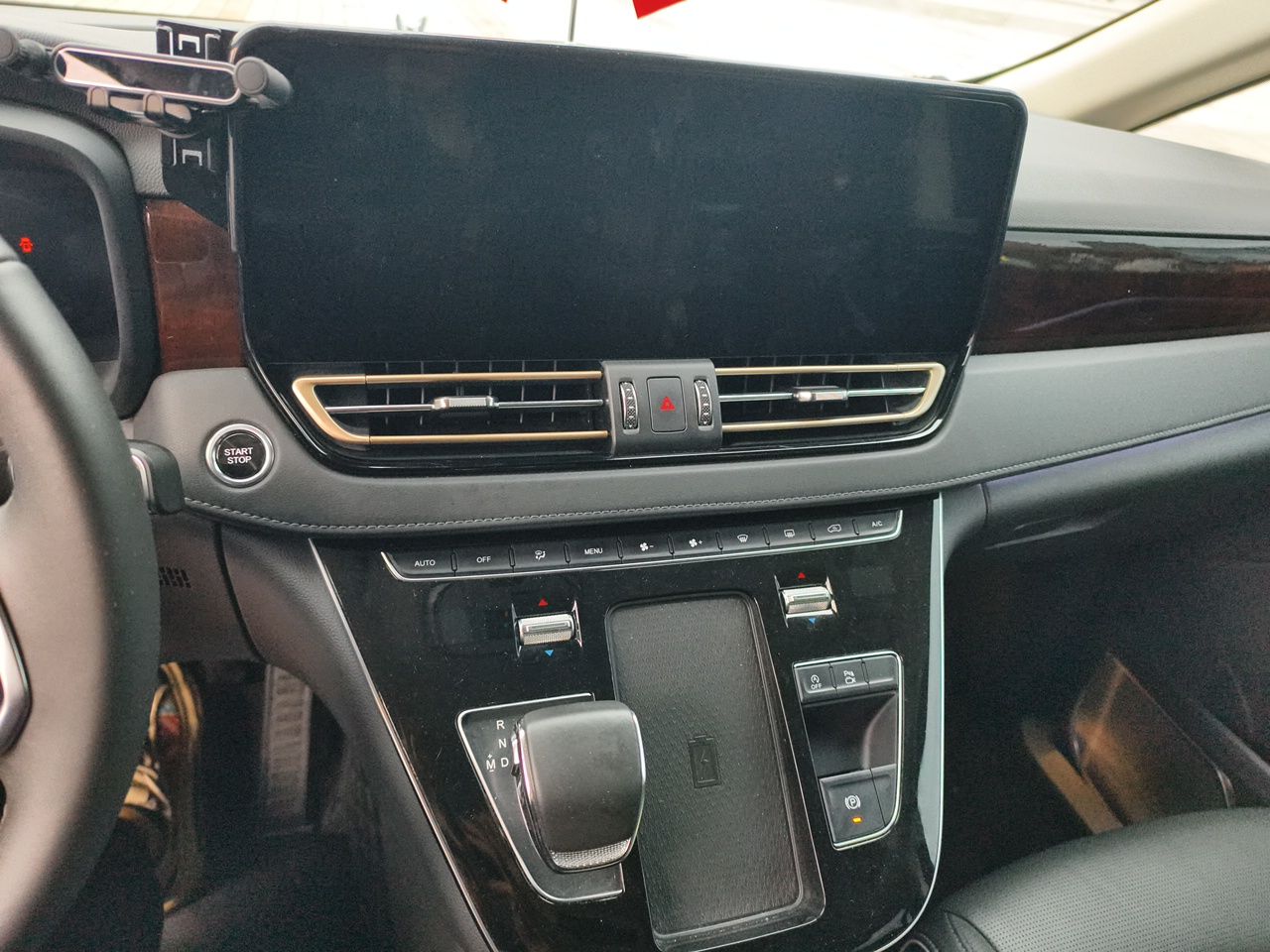 Hongqi HQ9 2023 2.0T Smart Connect Flagship Edition - Chinese Trim Xiang — снимка 13