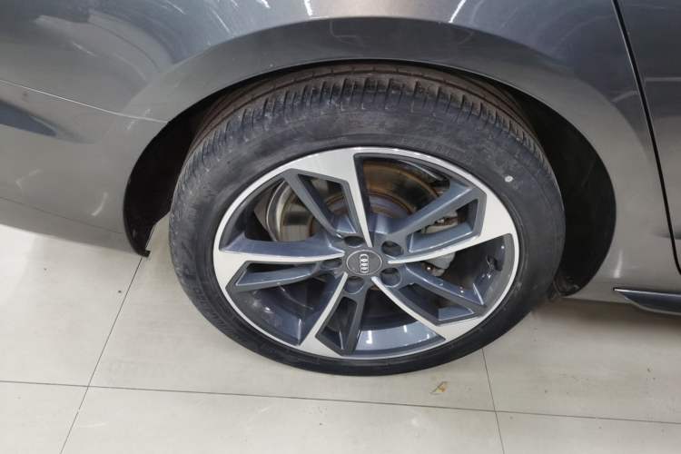 Used Audi A4L 2020 40 TFSI Fashion Dynamic Model Exterior 5