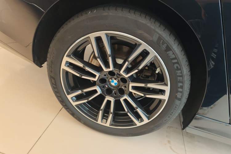 Used BMW 5 Series 2026 530Li Leading M Sport Package
