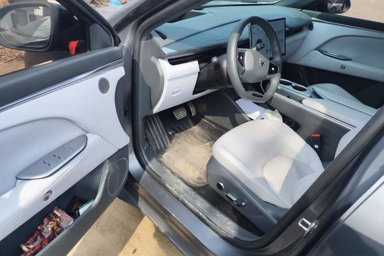 Used ARCFOX Alpha T5 2024 520 MAX Driver Seat